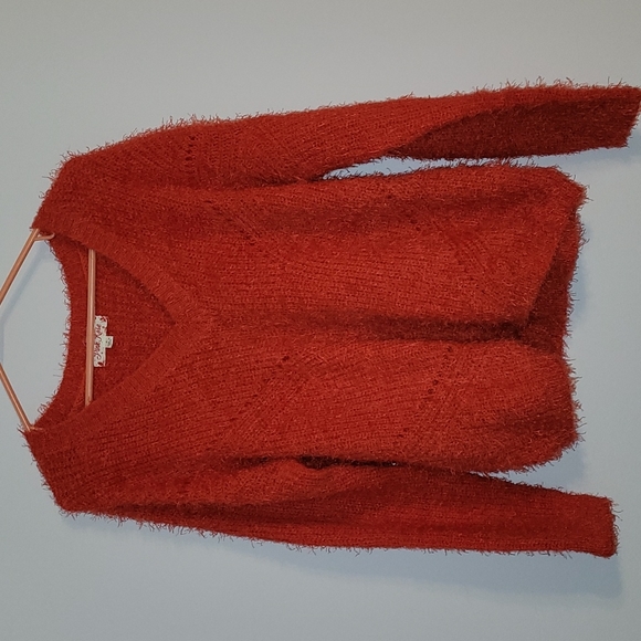 Pink Rose Sweaters - DONATING 2/14! 🎉HP🎉 Pink Rose Red Fluffy Sweater